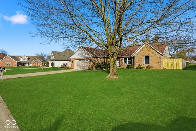 $304,900 | 1106 Summer Way Court, Shelbyville, IN 46176