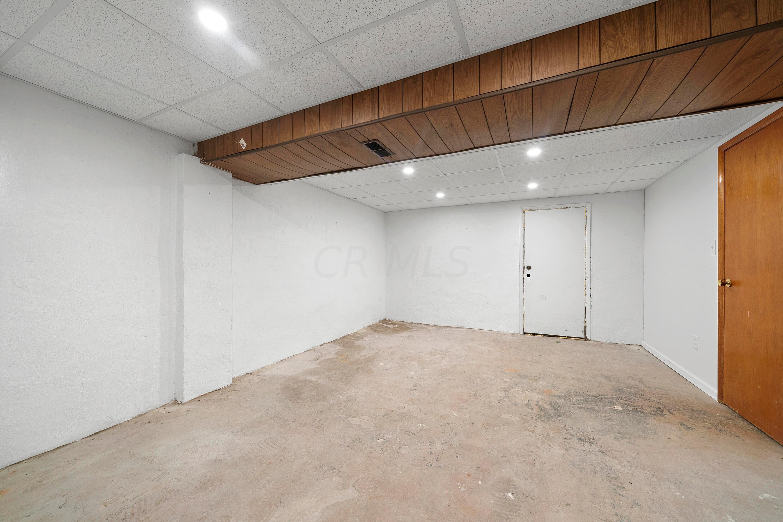 217 Gladys Road Columbus, OH 43228 - Photo 25 of 34 Basement