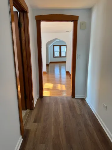 $1,200 | 5501 North Luna Avenue, Unit 2, Chicago, IL 60630