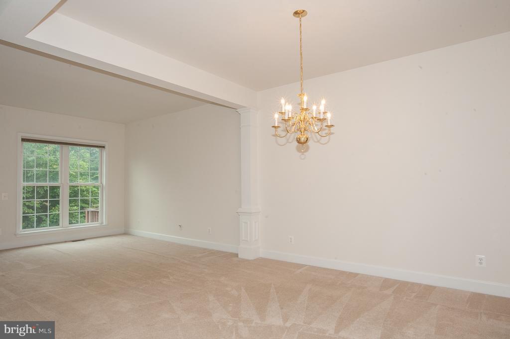 9287 Laurel Ridge Crossing Road Lorton, VA 22079 - Photo 8 of 30 Dining Room