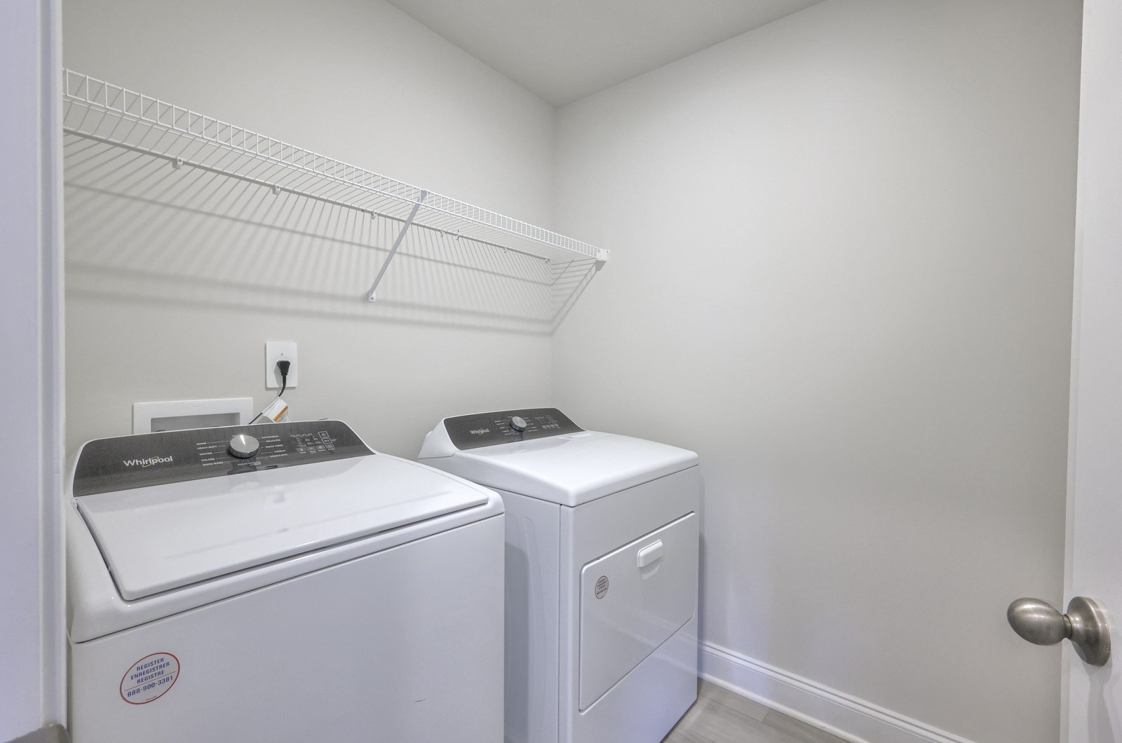 204 Douglas Bend Road, Unit 2203 Gallatin, TN 37066 - Photo 15 of 20 a utility room with dryer and washer