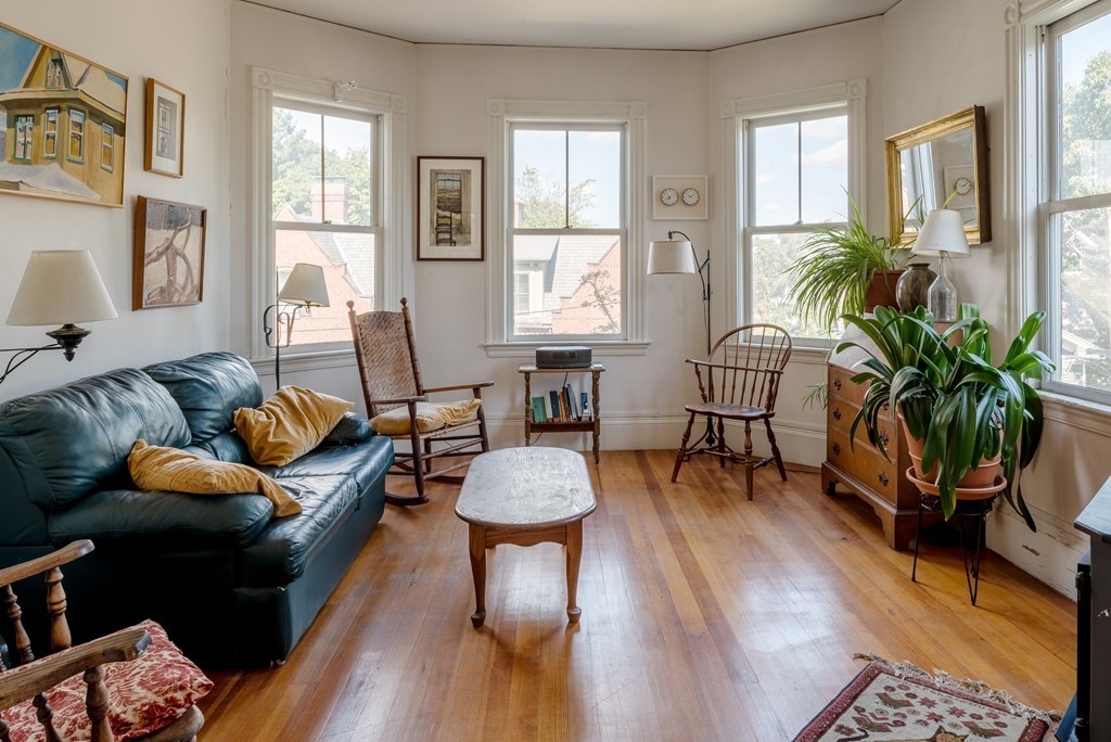 166 Walnut Street, Unit 3 Brookline, MA 02445 - Photo 2 of 10 Gallery Image 2