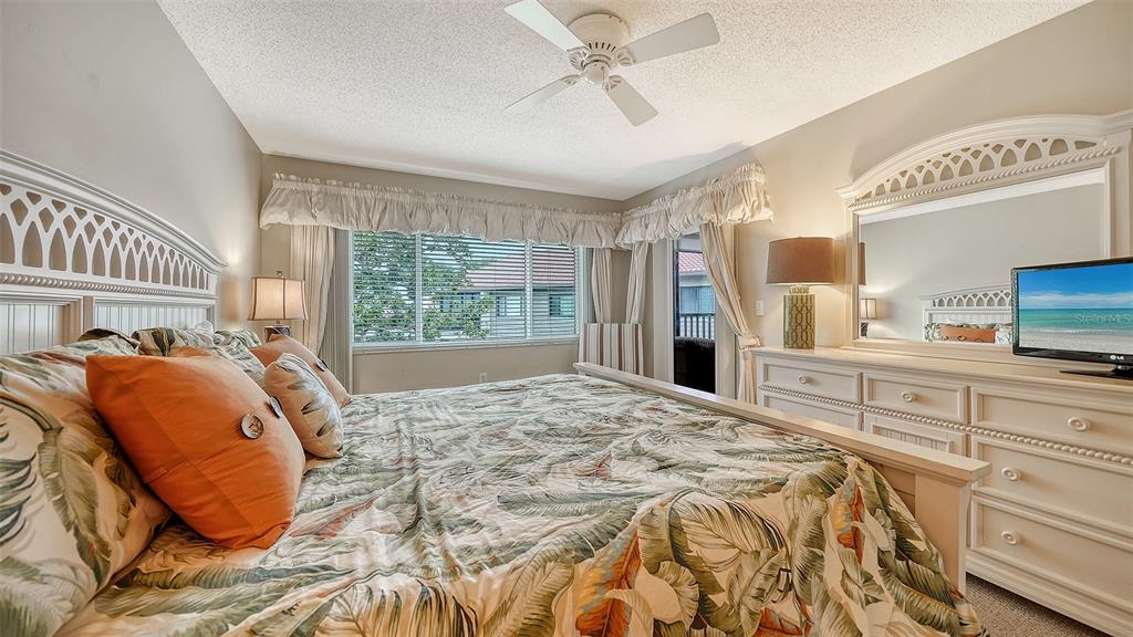 6204 Midnight Pass Road, Unit 205 Sarasota, FL 34242 - Photo 22 of 62