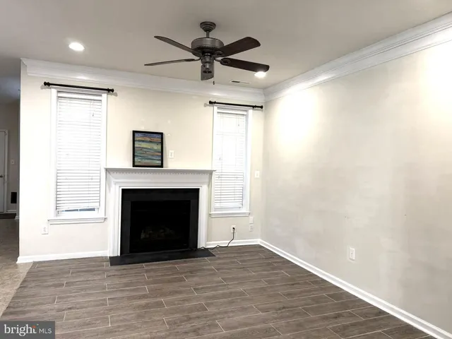 $3,800 | 19508 Front Street, Leesburg, VA 20176