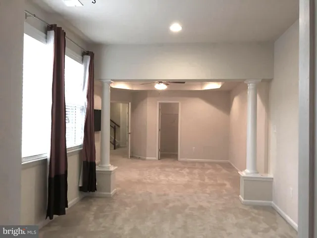 $3,800 | 19508 Front Street, Leesburg, VA 20176