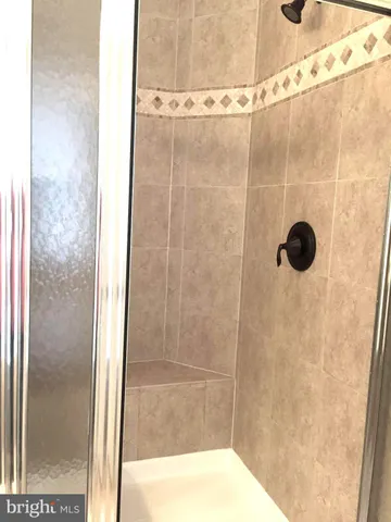 $3,800 | 19508 Front Street, Leesburg, VA 20176