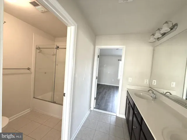 $3,800 | 19508 Front Street, Leesburg, VA 20176