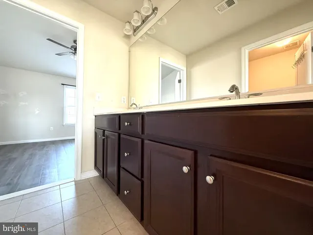 $3,800 | 19508 Front Street, Leesburg, VA 20176