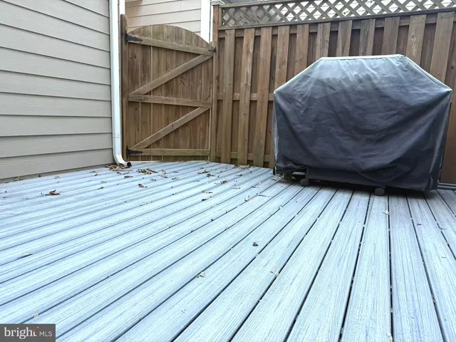 $3,800 | 19508 Front Street, Leesburg, VA 20176