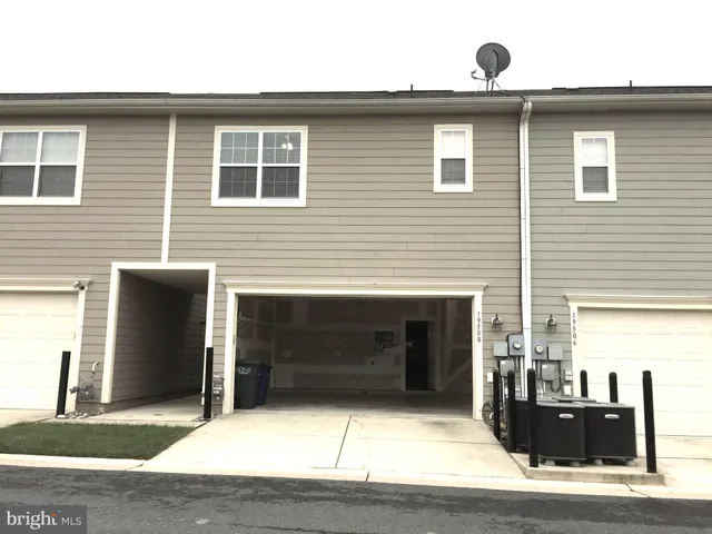 $3,800 | 19508 Front Street, Leesburg, VA 20176