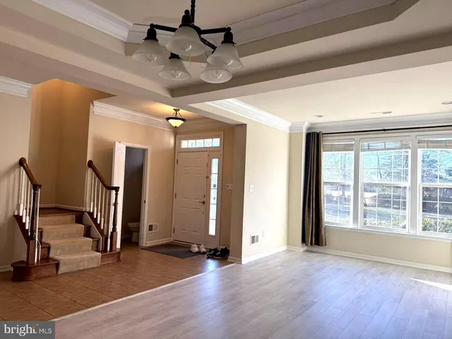 $3,800 | 19508 Front Street, Leesburg, VA 20176