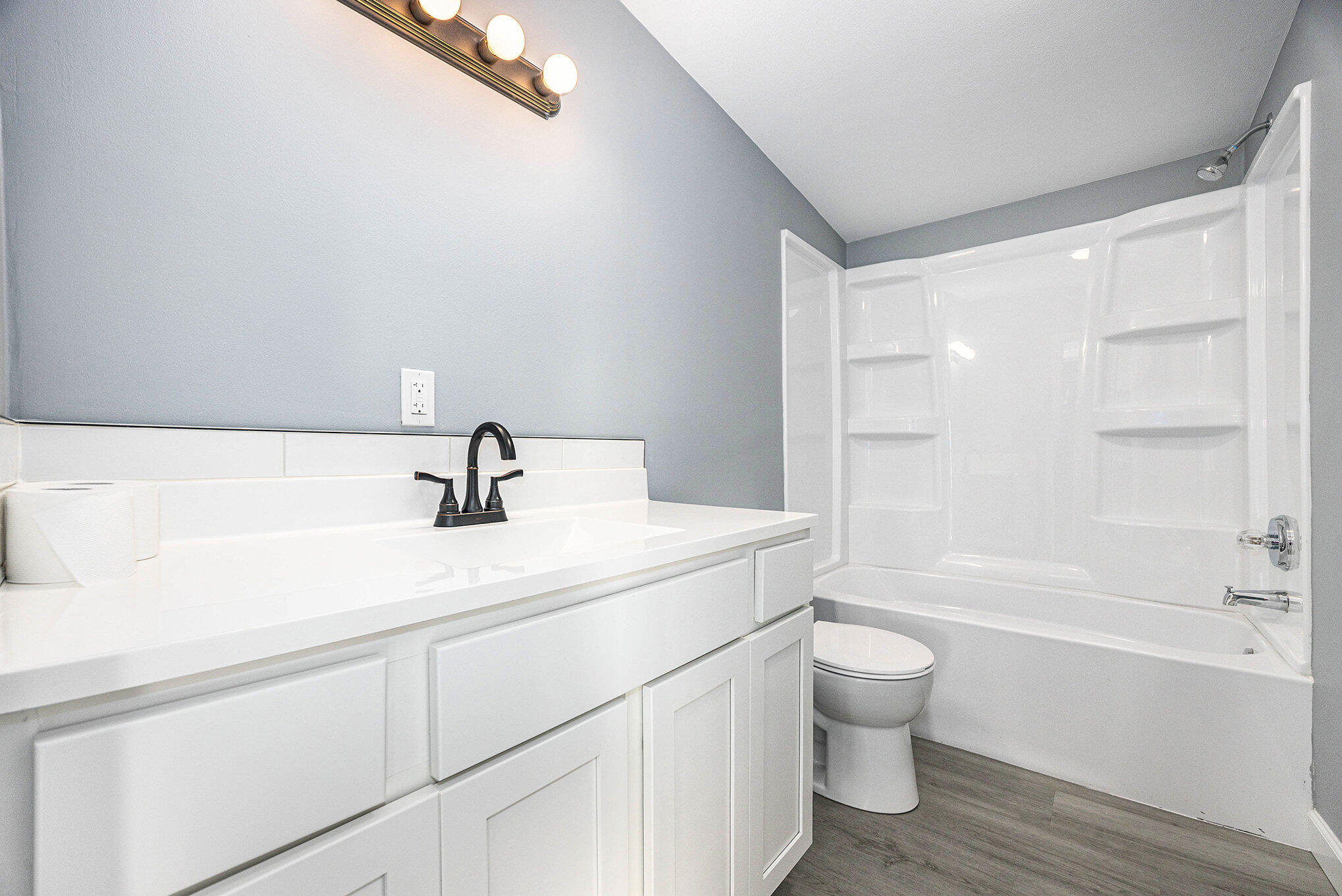 8680 16 Mile Road Northeast Cedar Springs, MI 49319 - Photo 21 of 35 2nd Full Bath