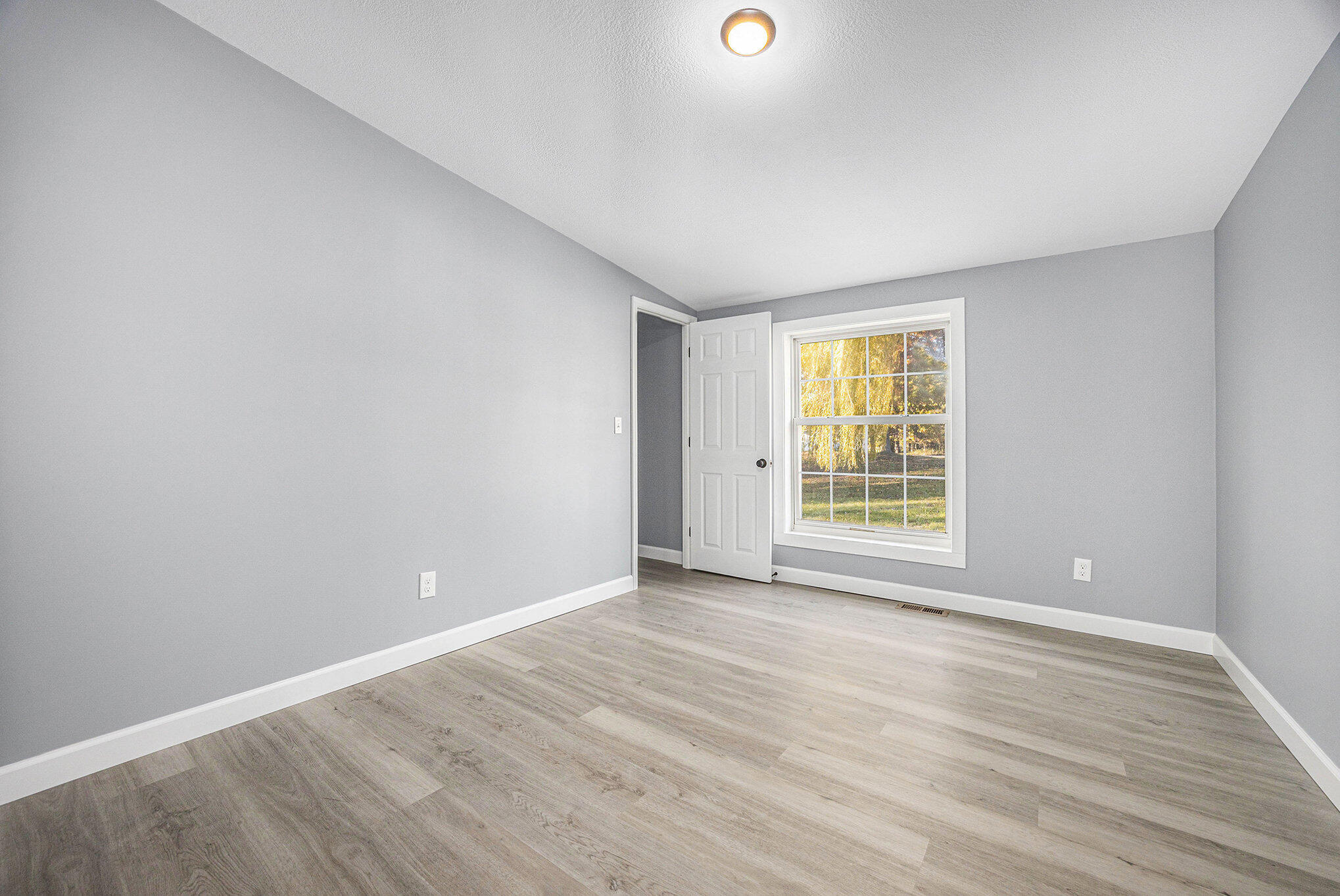 8680 16 Mile Road Northeast Cedar Springs, MI 49319 - Photo 7 of 35 3rd Bedroom