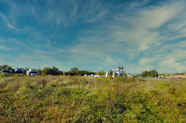 0 East 1725th Road Streator, IL 61364 - Photo 5 of 6 a view of a lake with houses