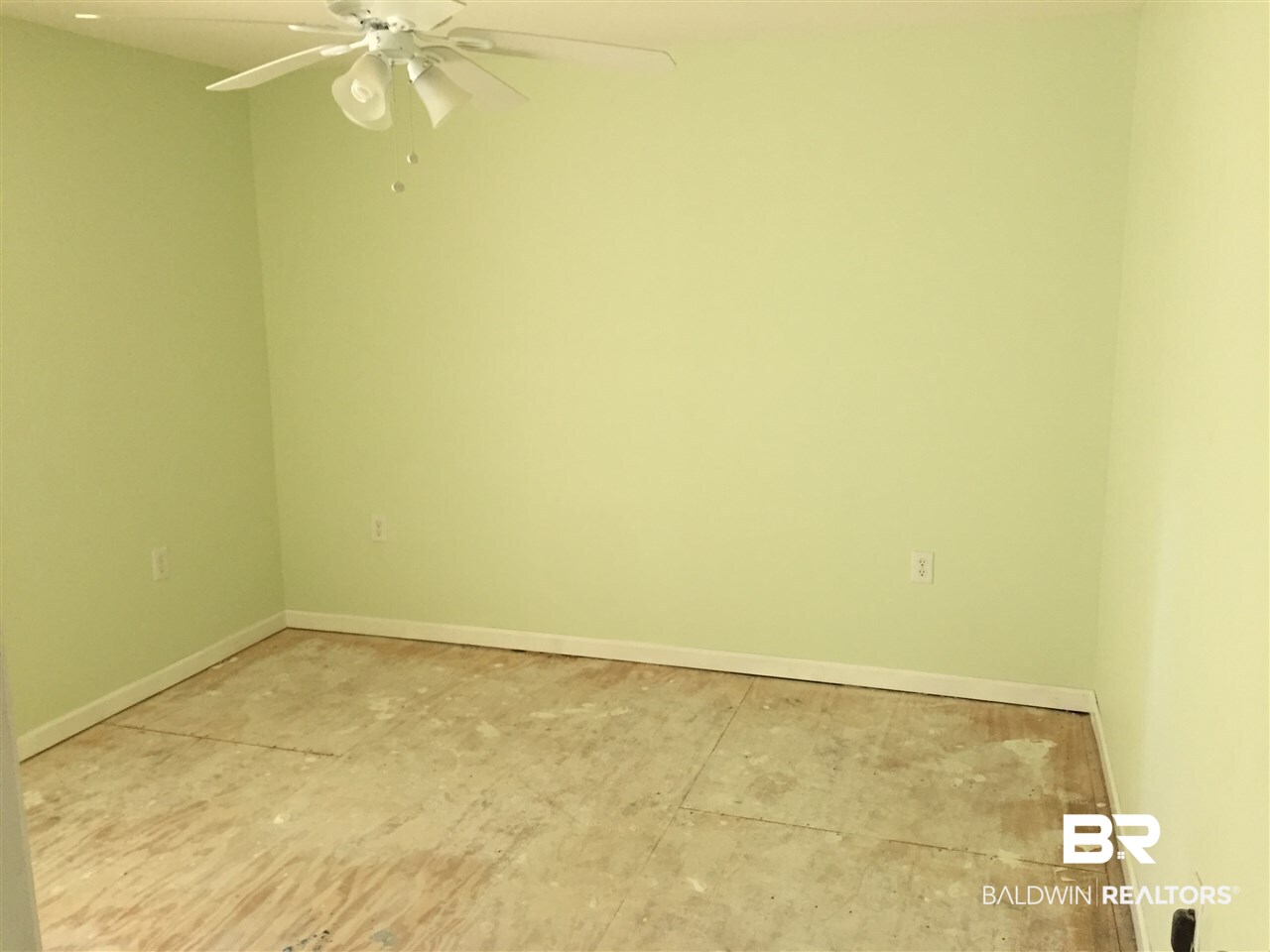 16621 Thompson Road Loxley, AL 36551 - Photo 26 of 29 5th Bedroom - Upstairs -