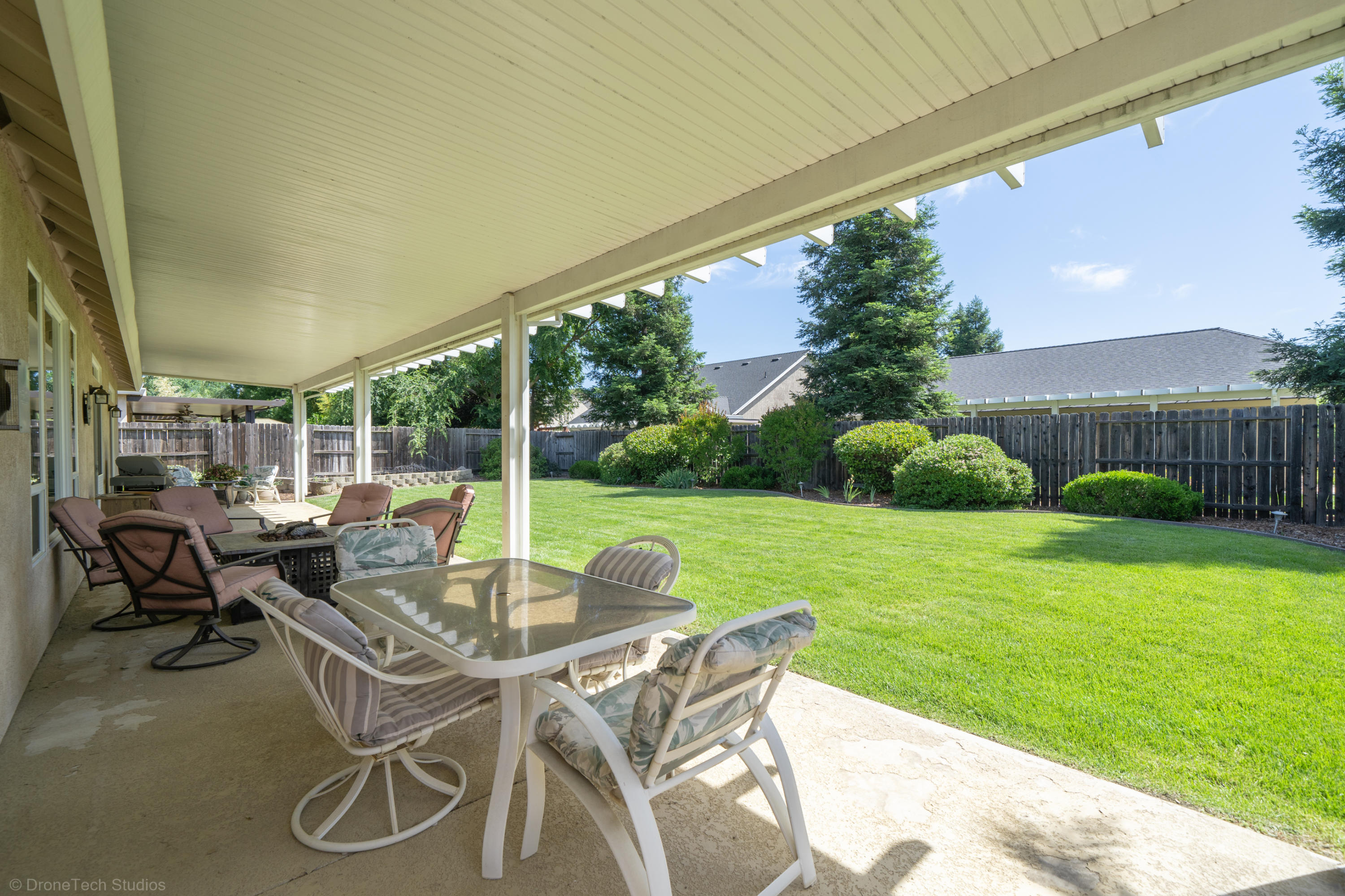 593 Centavo Way Redding, CA 96003 - Photo 37 of 49 593 Centavo Way-47