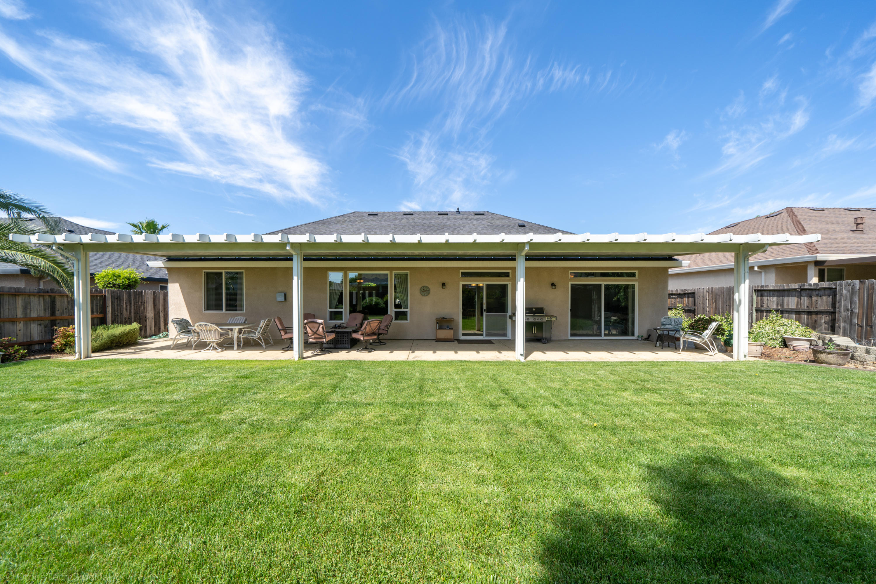 593 Centavo Way Redding, CA 96003 - Photo 41 of 49 593 Centavo Way-53