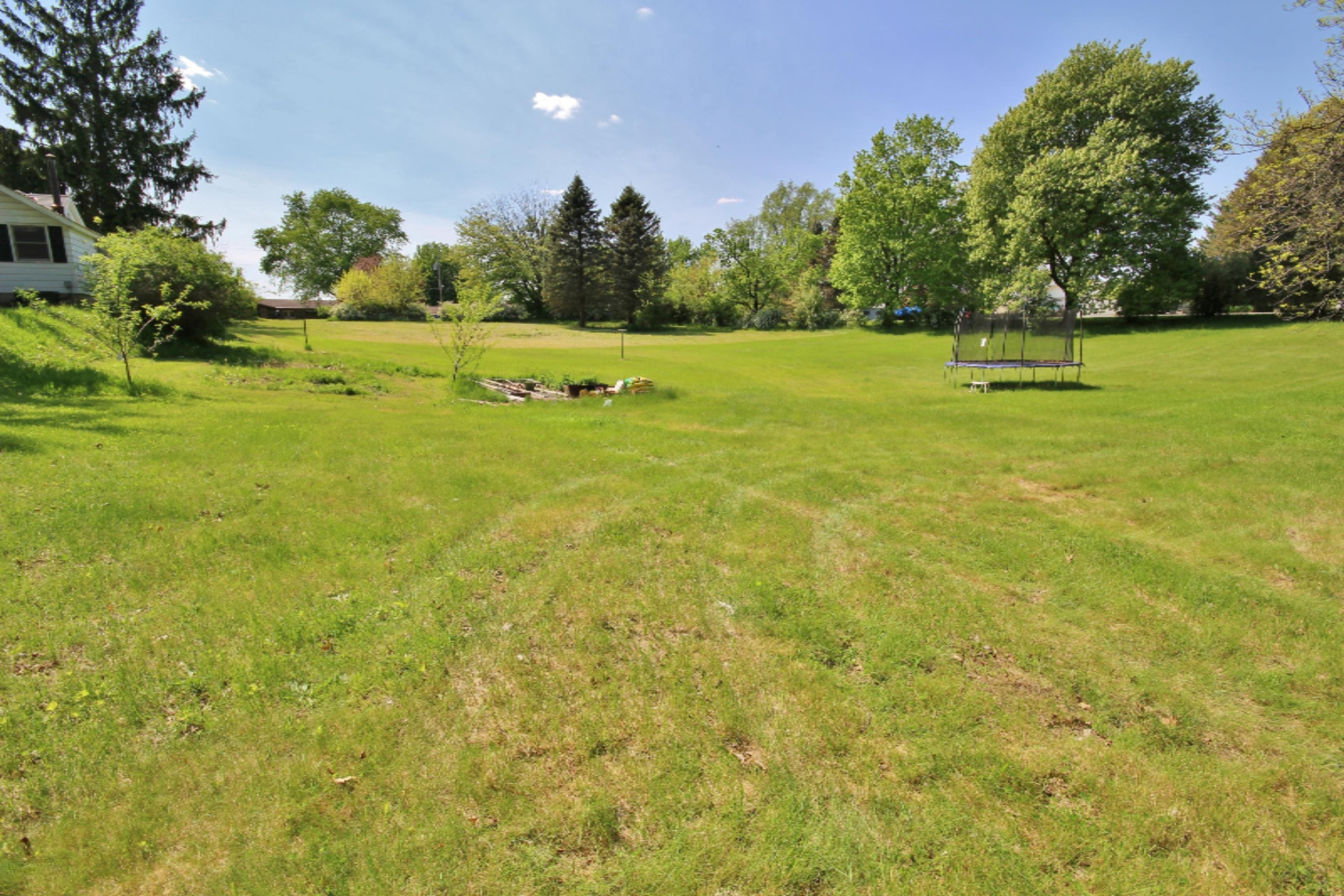 28052 Kelly Road Sturgis, MI 49091 - Photo 6 of 29 IMG_0471