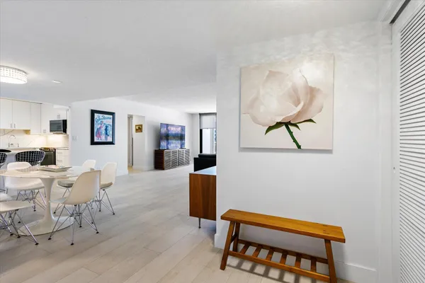 $692,500 | 2860 South Ocean Boulevard, Unit 216, Palm Beach, FL 33480
