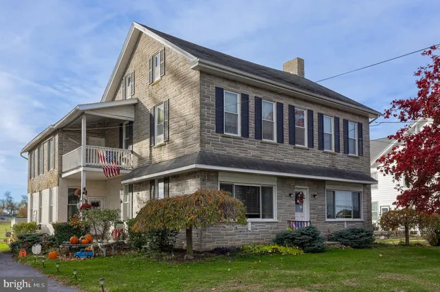 $439,000 | 1258 Main Street, East Earl, PA 17519