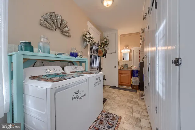 $439,000 | 1258 Main Street, East Earl, PA 17519