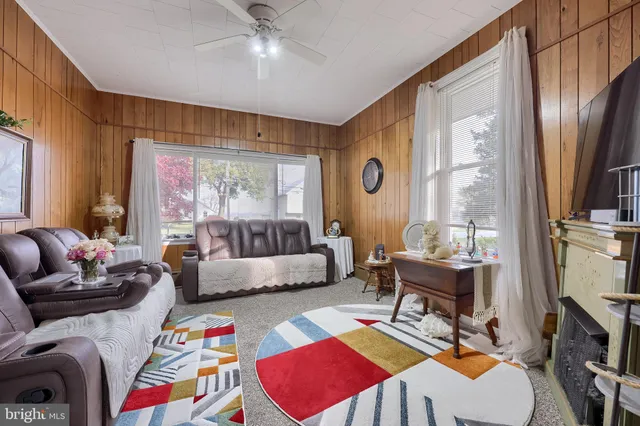 $439,000 | 1258 Main Street, East Earl, PA 17519