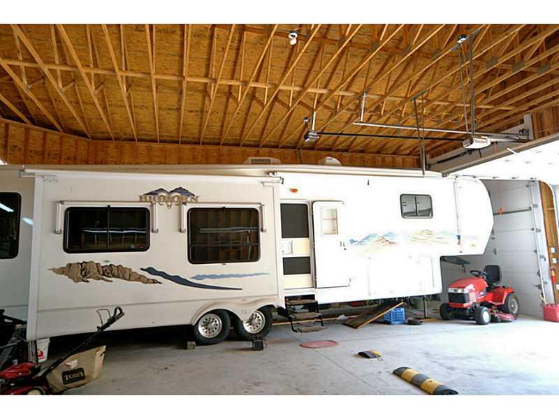 180 Jones Road Butler, PA 16002 - Photo 3 of 21 Parking Lot/Garage. Check out the size of this garage....yes, that is a full size camper stored inside.