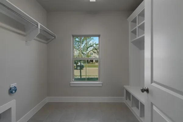 $3,995 | 3524 Knight Drive, Unit 2D, Lewisville, TX 75056