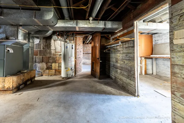 $180,000 | 212 East Washington Street, Kentland, IN 47951