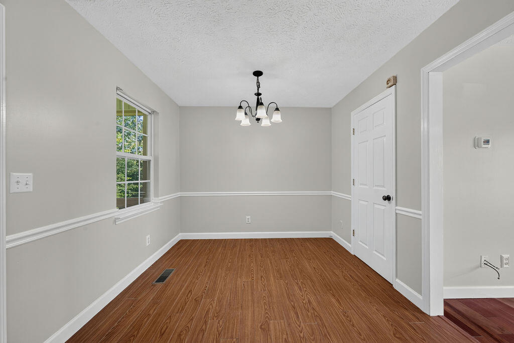 98 Chestnut Ridge Road Ringgold, GA 30736 - Photo 13 of 33 98ChestnutRidge-14