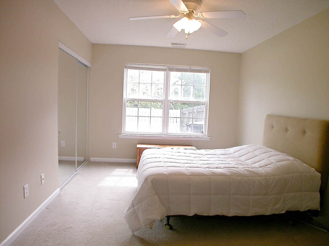 11036 Feather Grass Lane Raleigh, NC 27613 - Photo 21 of 25 Large Bedroom on the main floor with direct access to the full bath. Could be a Master Suite if you wanted to use upstairs as a bonus room. Bedroom