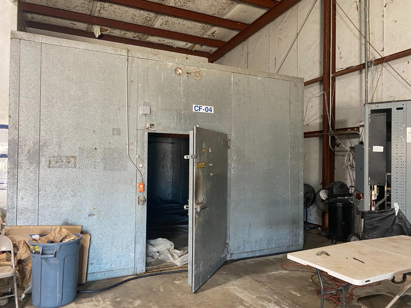 189 Hughes Road Watsonville, CA 95076 - Photo 14 of 35 a view of a room that has a table and chairs