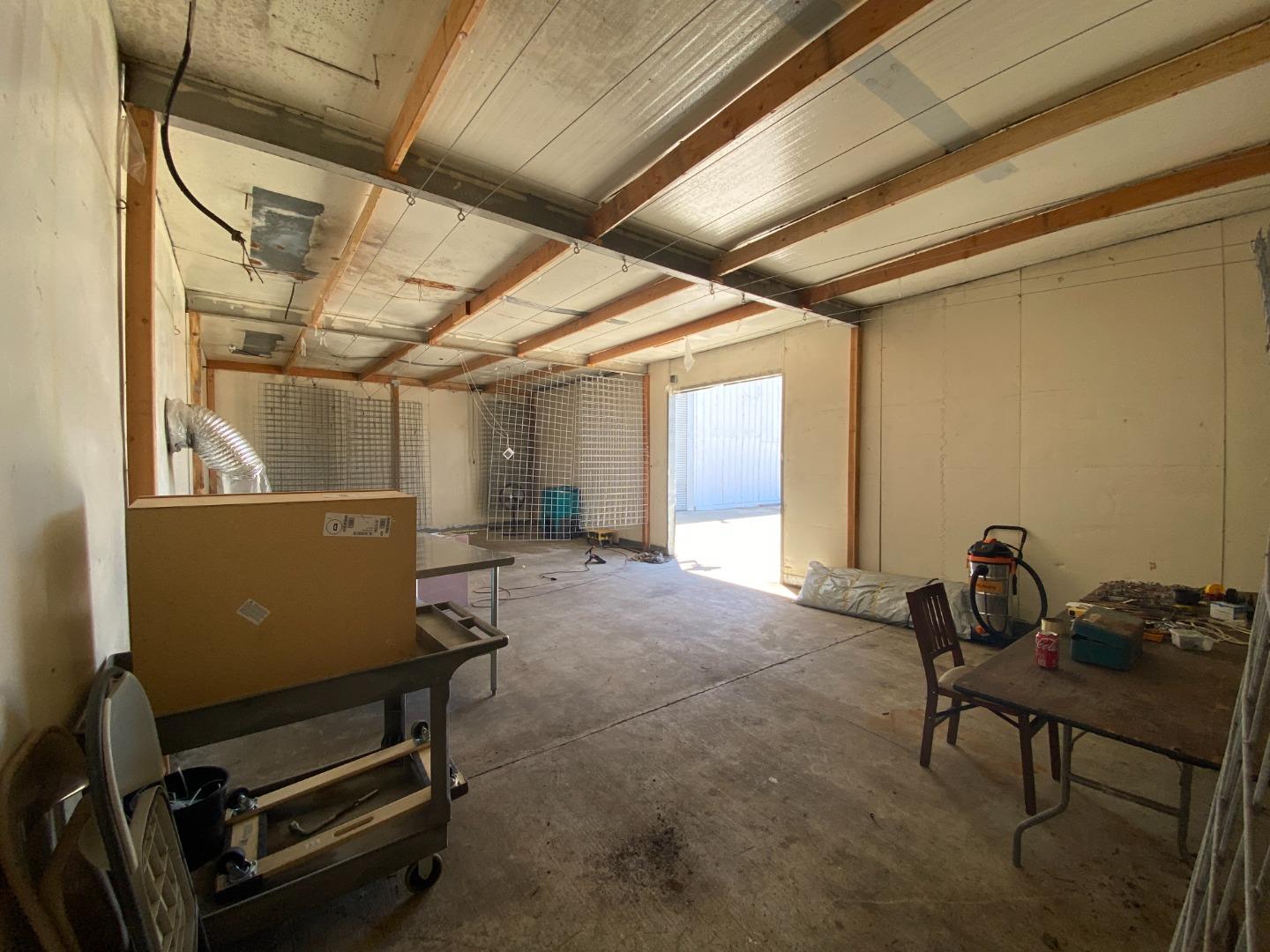 189 Hughes Road Watsonville, CA 95076 - Photo 18 of 35 a view of room with furniture