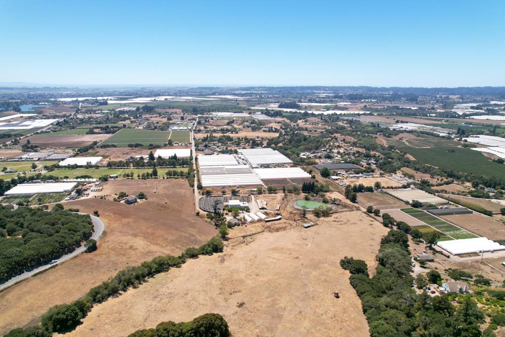 189 Hughes Road Watsonville, CA 95076 - Photo 33 of 35 an aerial view of a city