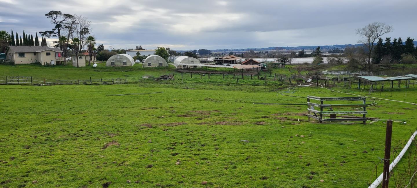 189 Hughes Road Watsonville, CA 95076 - Photo 8 of 35 a view of a grassy area with an ocean
