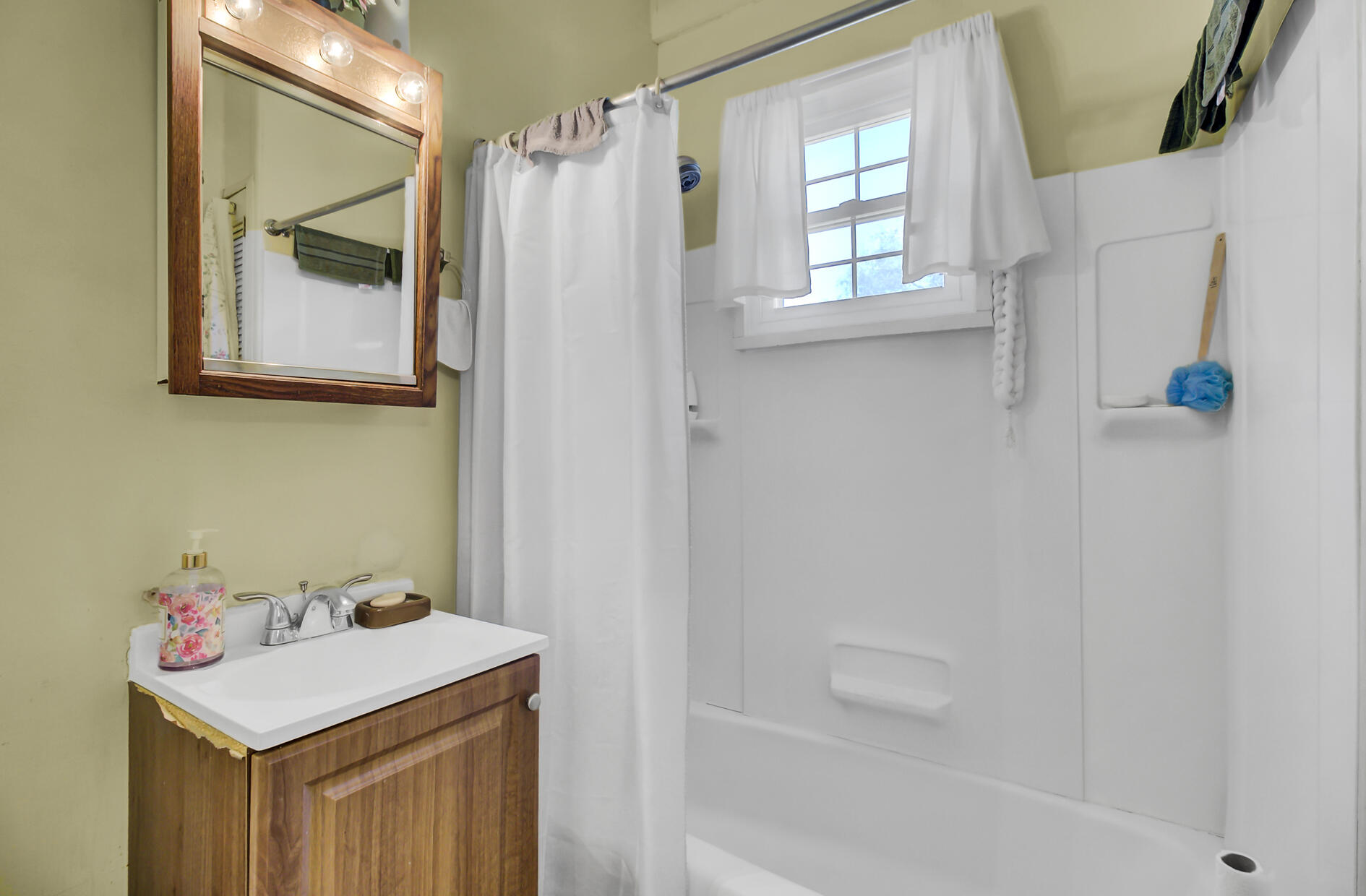 768 Rutledge Avenue Charleston, SC 29403 - Photo 16 of 19 29