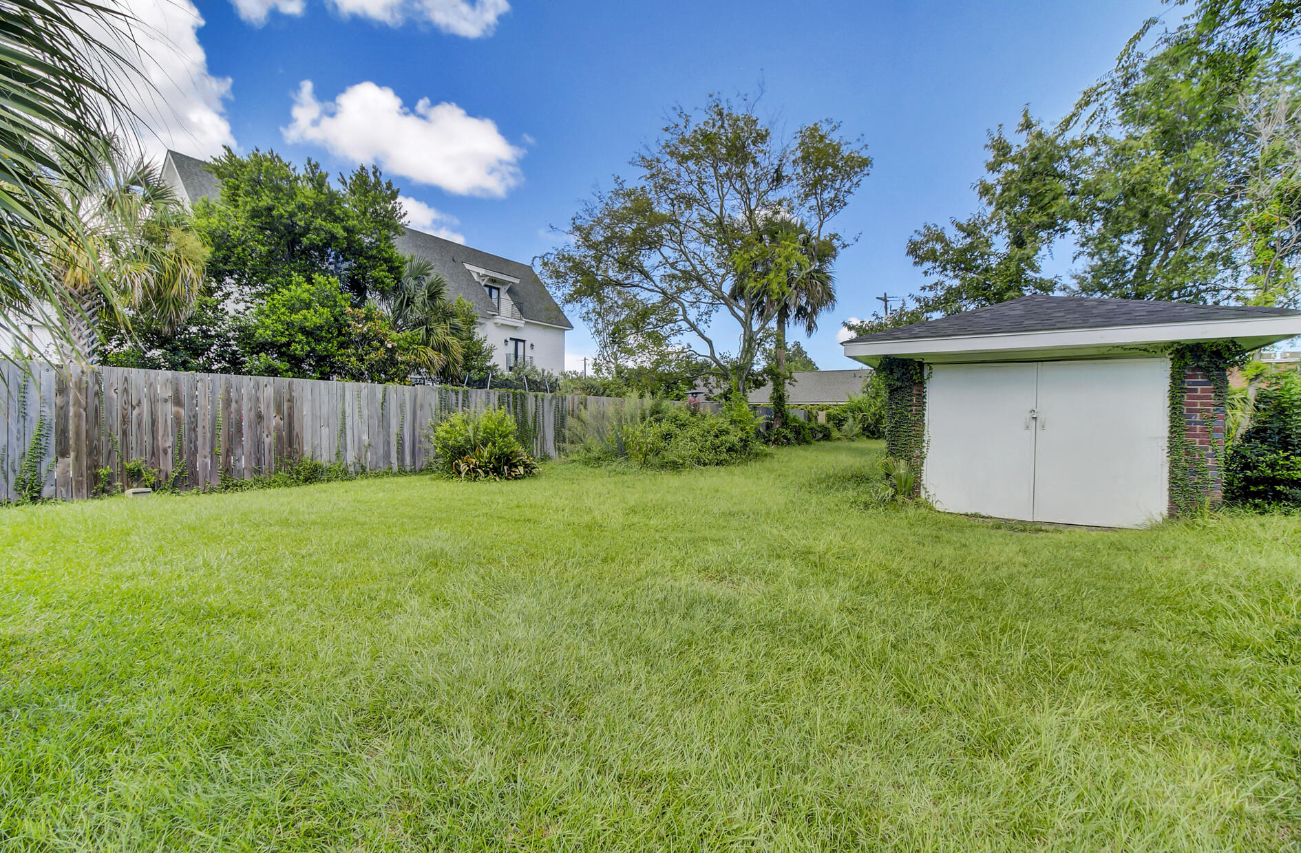 768 Rutledge Avenue Charleston, SC 29403 - Photo 17 of 19 32