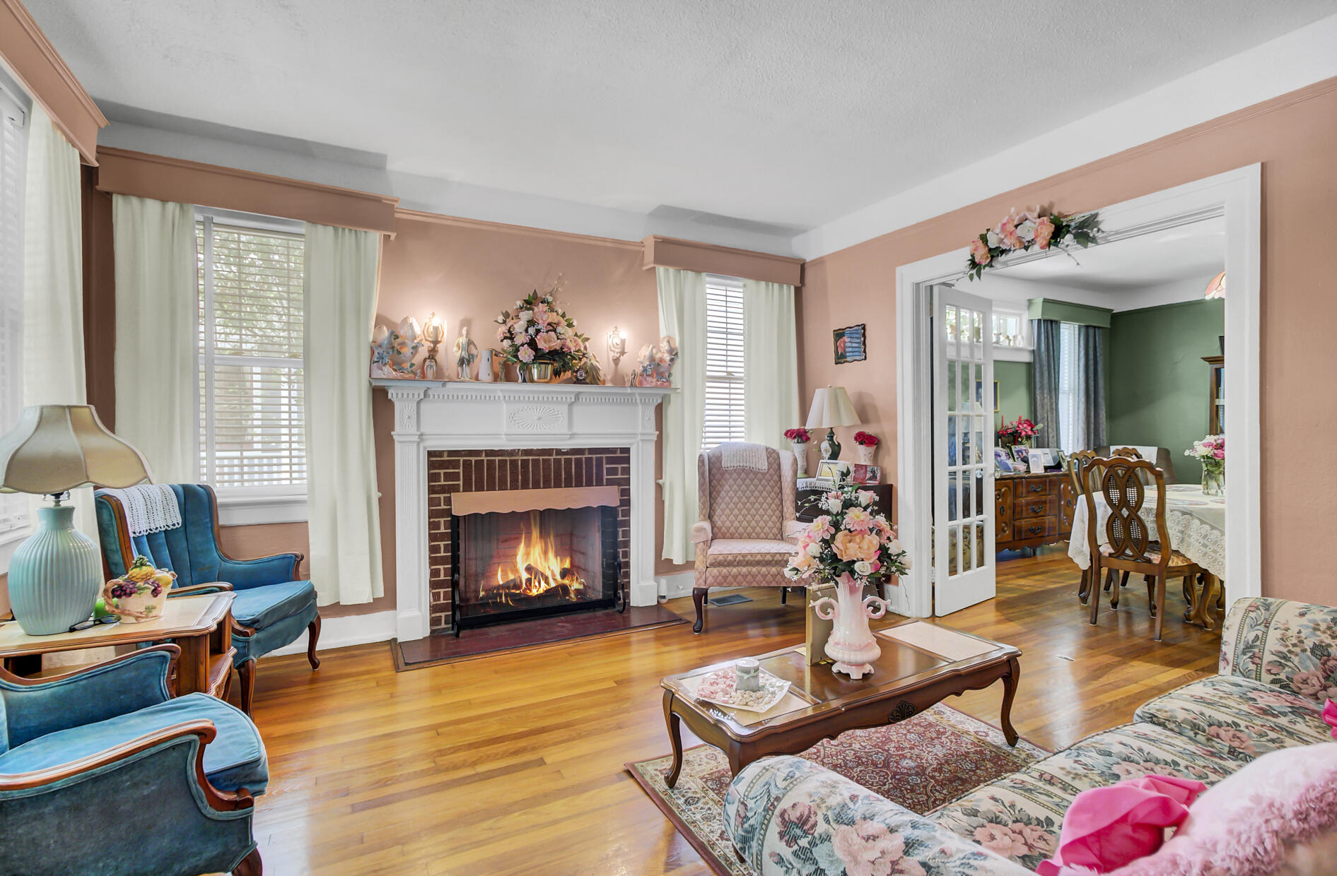 768 Rutledge Avenue Charleston, SC 29403 - Photo 5 of 19 8