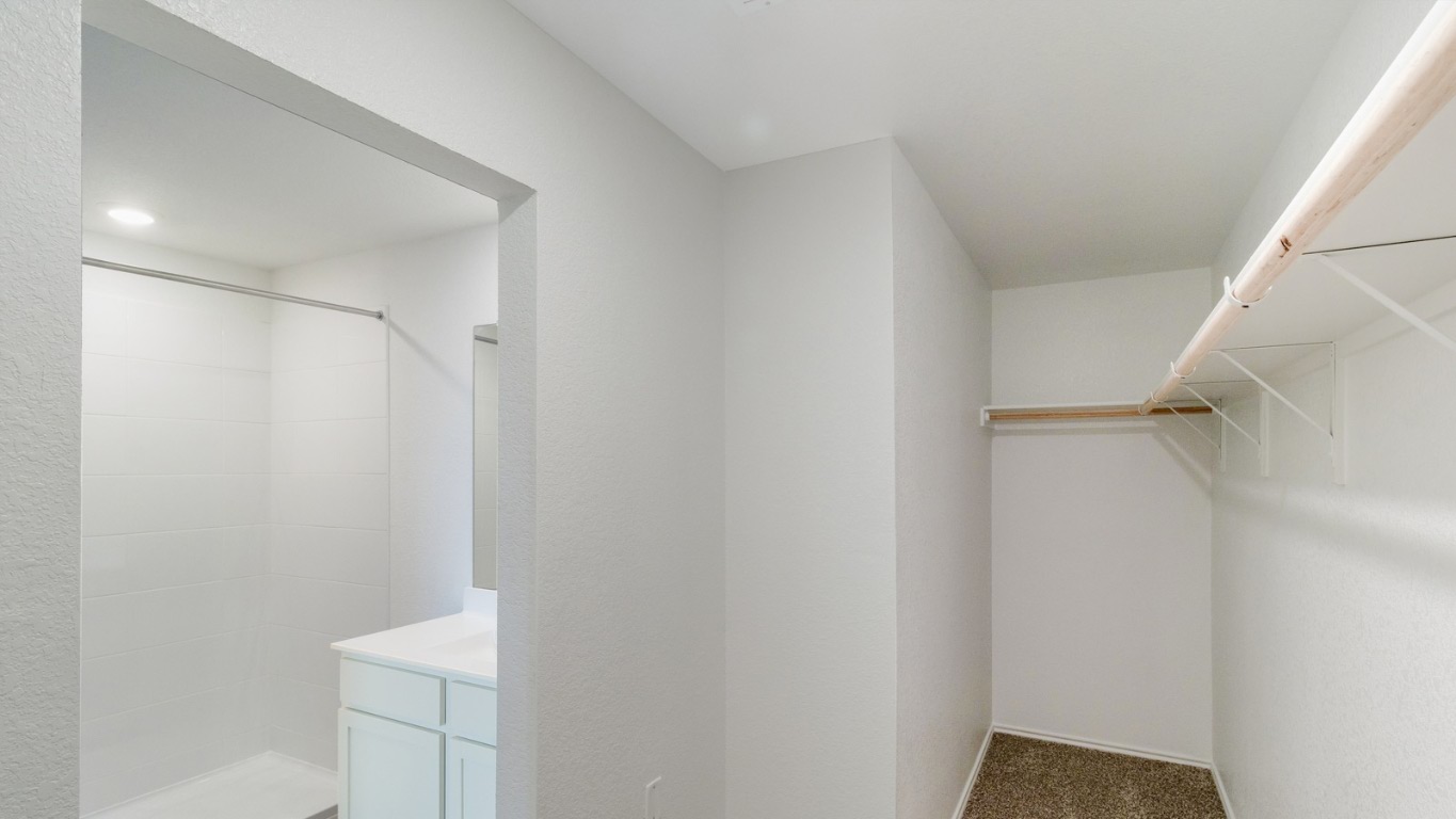 345 Bull Lake Circle Buda, TX 78610 - Photo 13 of 17 a view of bathroom