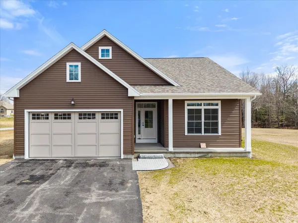 $569,900 | 5 Donegal Drive, Bangor, ME 04401