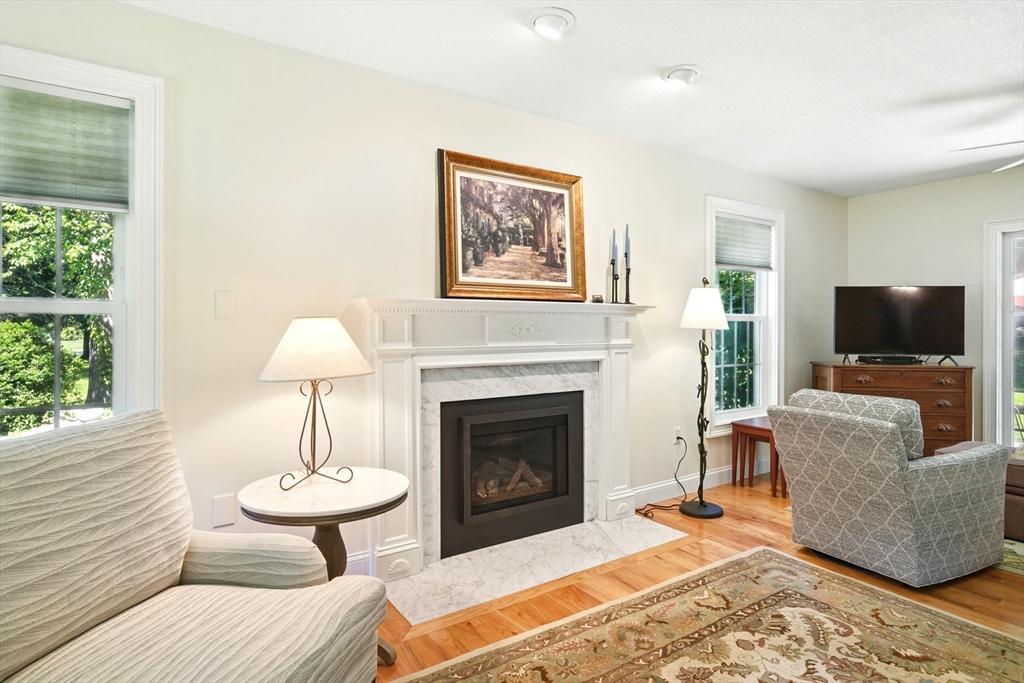 34 Hawks Circle Westfield, MA 01085 - Photo 16 of 38