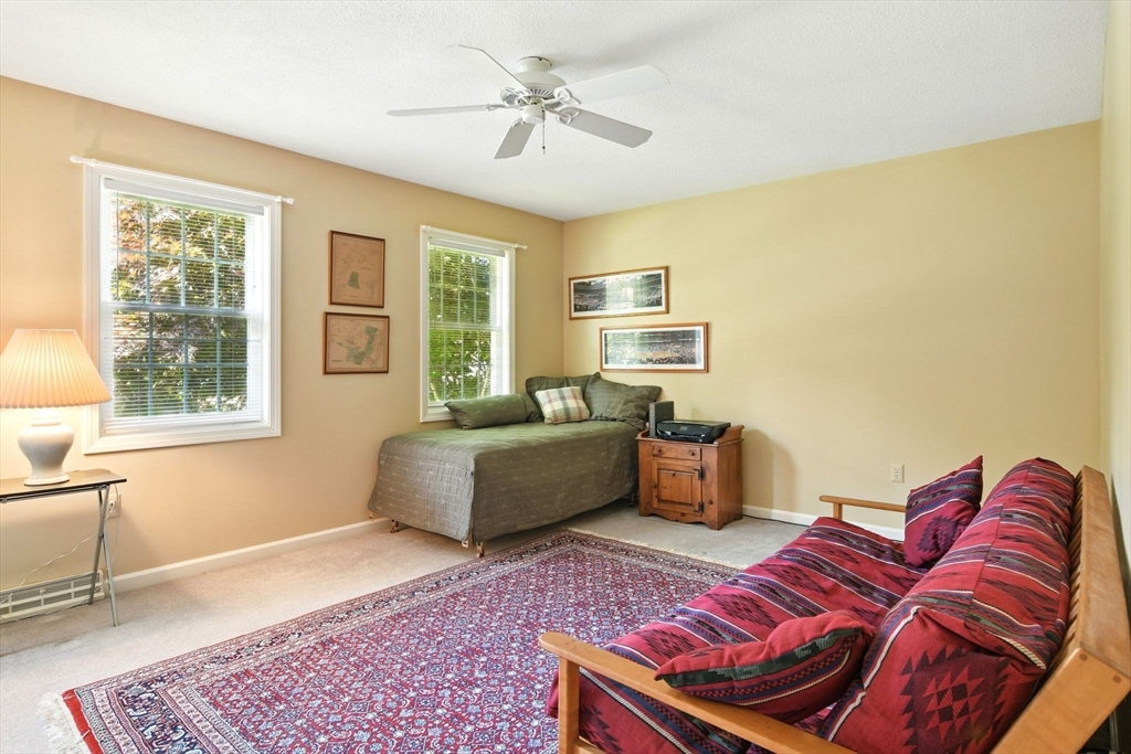 34 Hawks Circle Westfield, MA 01085 - Photo 26 of 38