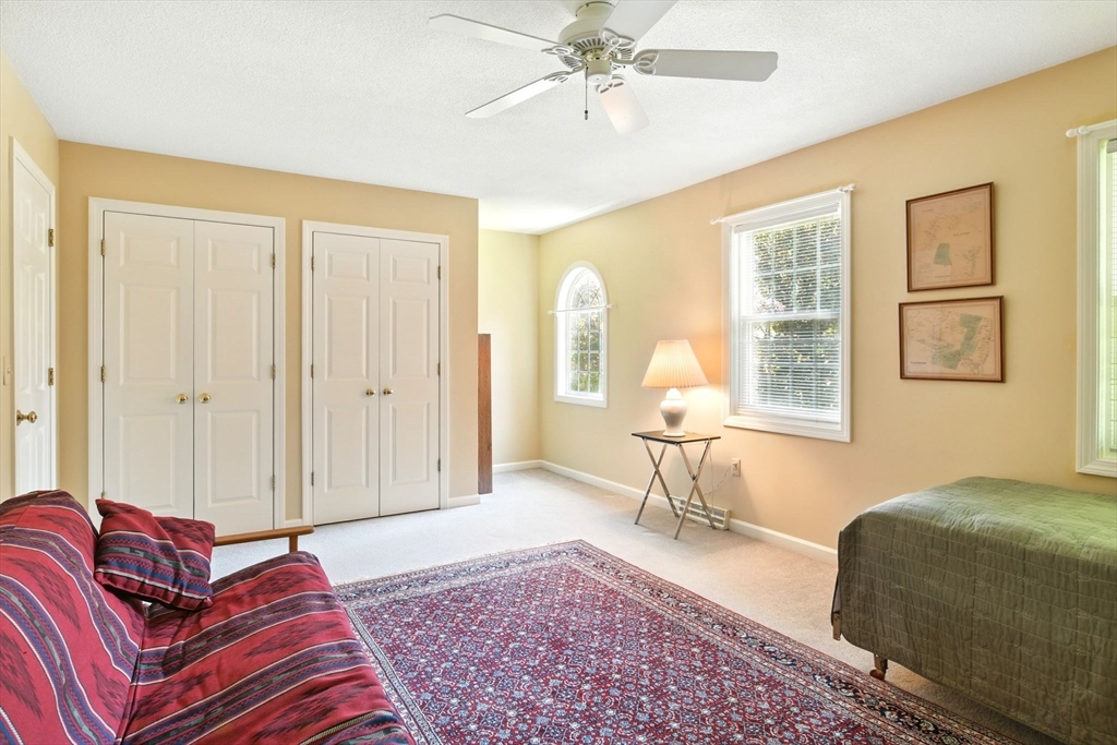 34 Hawks Circle Westfield, MA 01085 - Photo 27 of 38