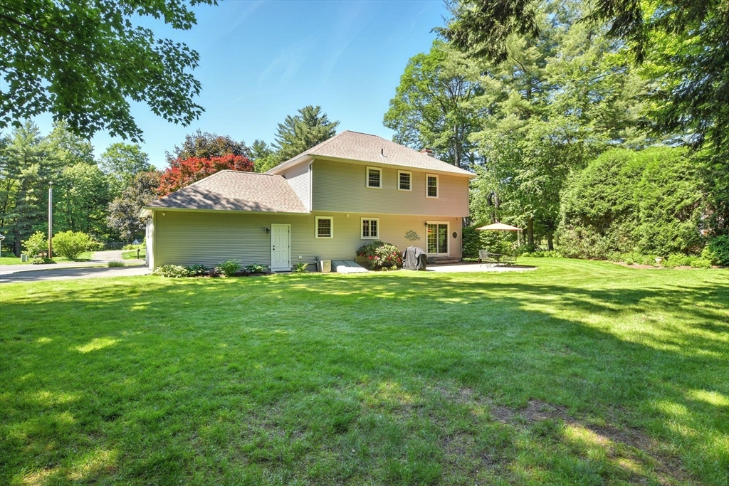 34 Hawks Circle Westfield, MA 01085 - Photo 32 of 38