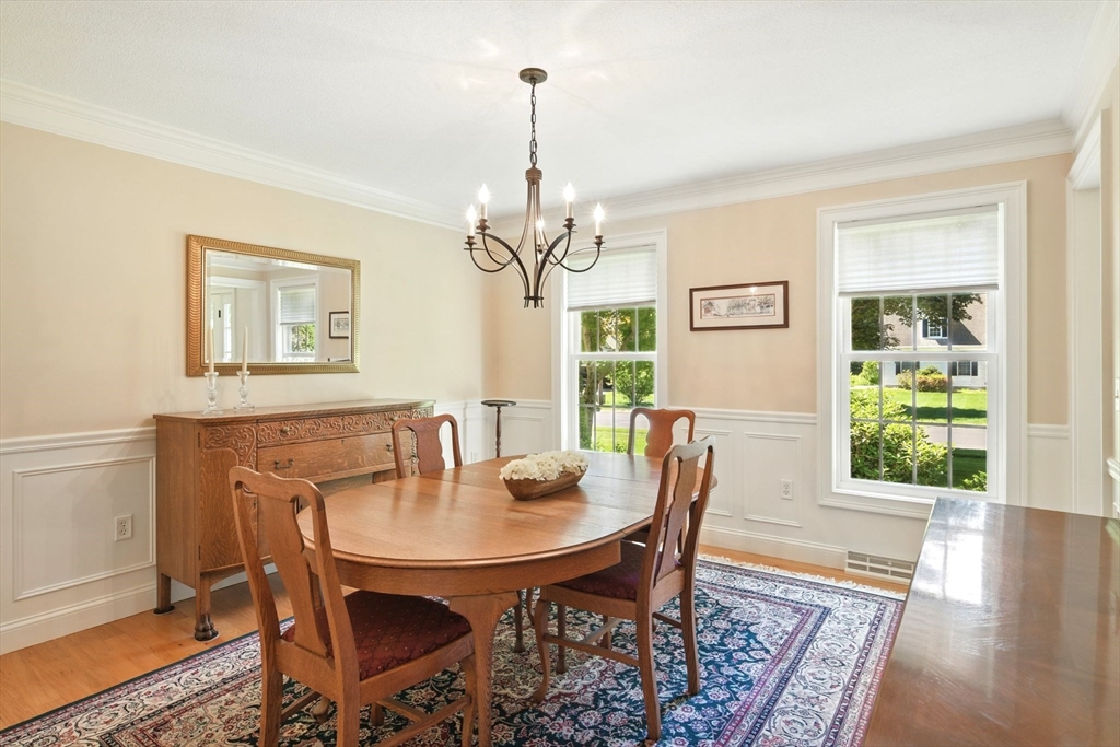 34 Hawks Circle Westfield, MA 01085 - Photo 4 of 38