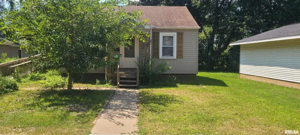 $72,000 | 1721 North Logan Street, Chillicothe, IL 61523