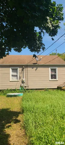 $72,000 | 1721 North Logan Street, Chillicothe, IL 61523