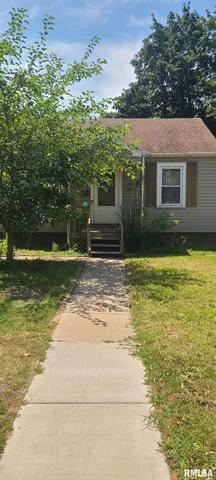 $72,000 | 1721 North Logan Street, Chillicothe, IL 61523