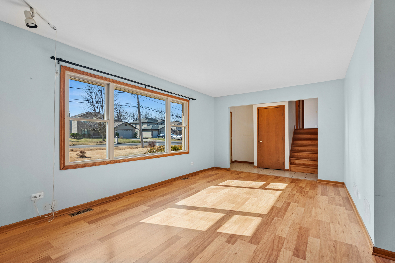 3900 West 155th Street Markham, IL 60428 - Photo 3 of 24