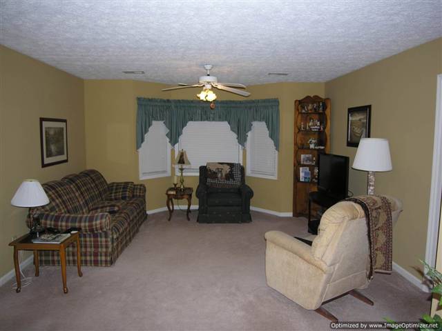 930 Woodberry Place Murrells Inlet, SC 29576 - Photo 4 of 15 Gallery Image 4
